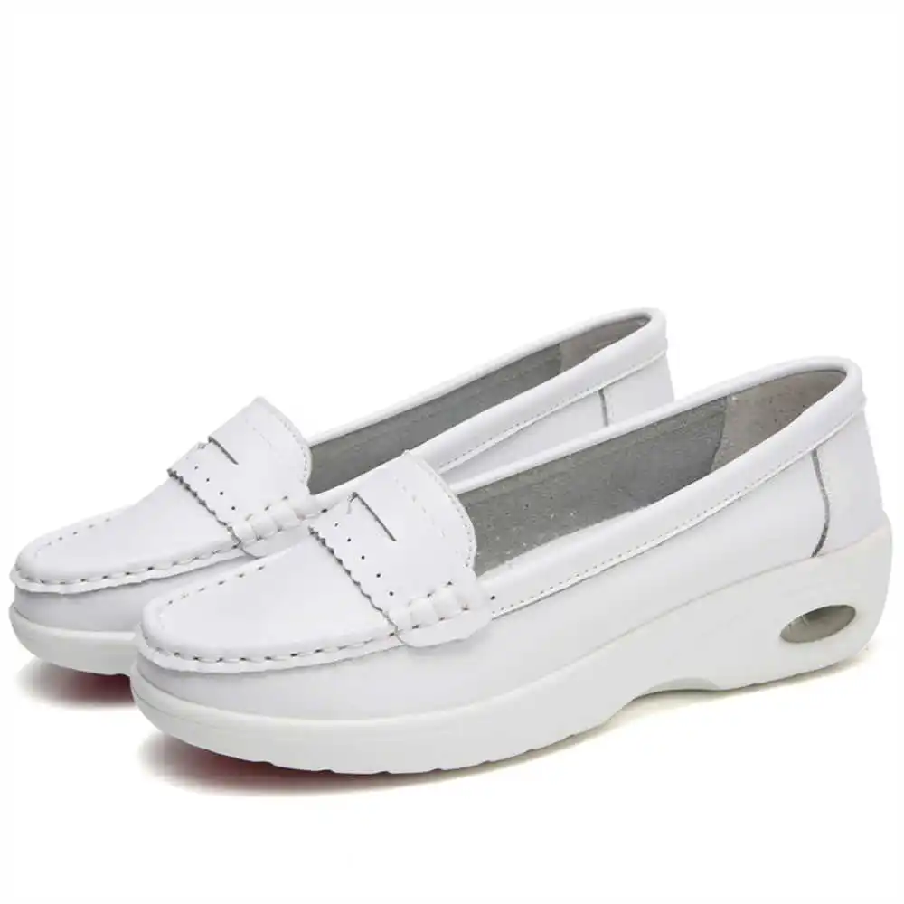 Thick Sole Slipon White Traine - Streetwear Brand Design Ideas ulasan dan harga